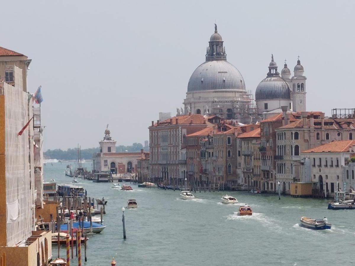 Appartamenti Ca'Giustinian Veneza Exterior foto