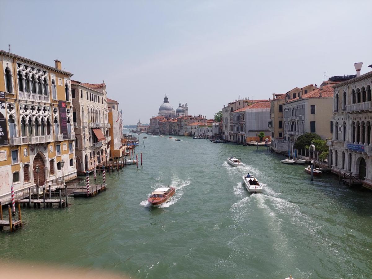 Appartamenti Ca'Giustinian Veneza Exterior foto